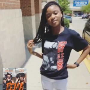 Meet your Posher, Ivory